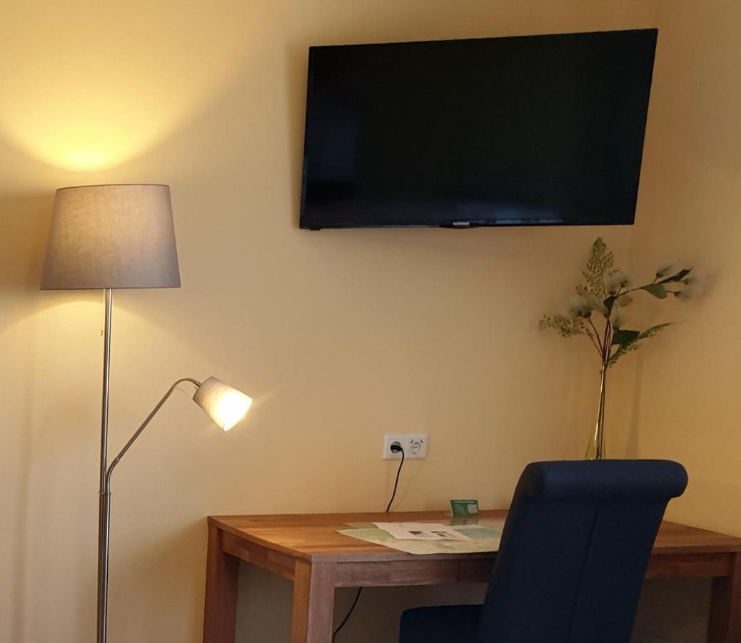 Bed And Breakfast Am Hoehenweg วาร์ชไตน์ ภายนอก รูปภาพ