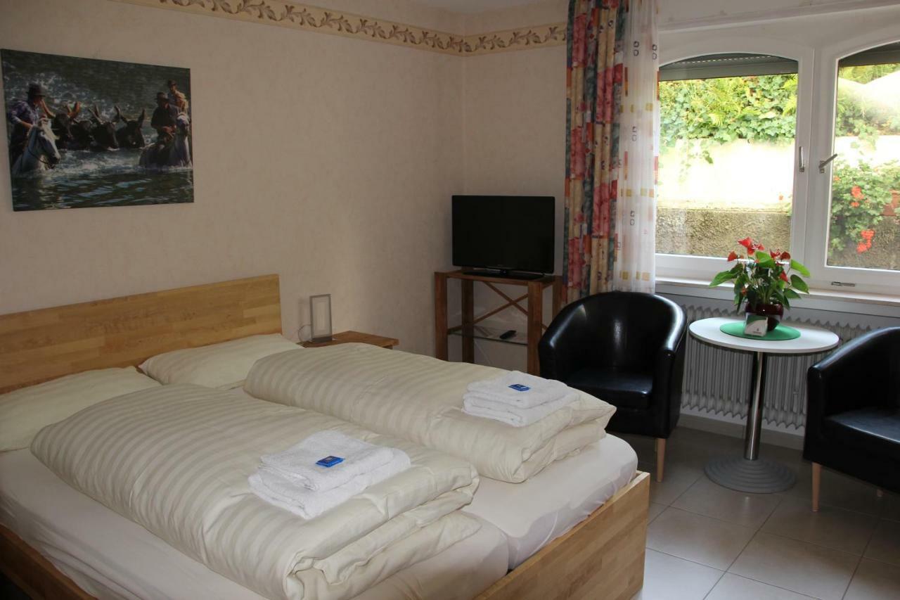 Bed And Breakfast Am Hoehenweg วาร์ชไตน์ ภายนอก รูปภาพ
